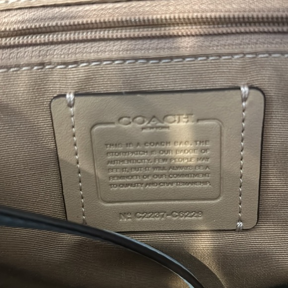 Stunning light blue Coach bag. - Picture 9 of 10